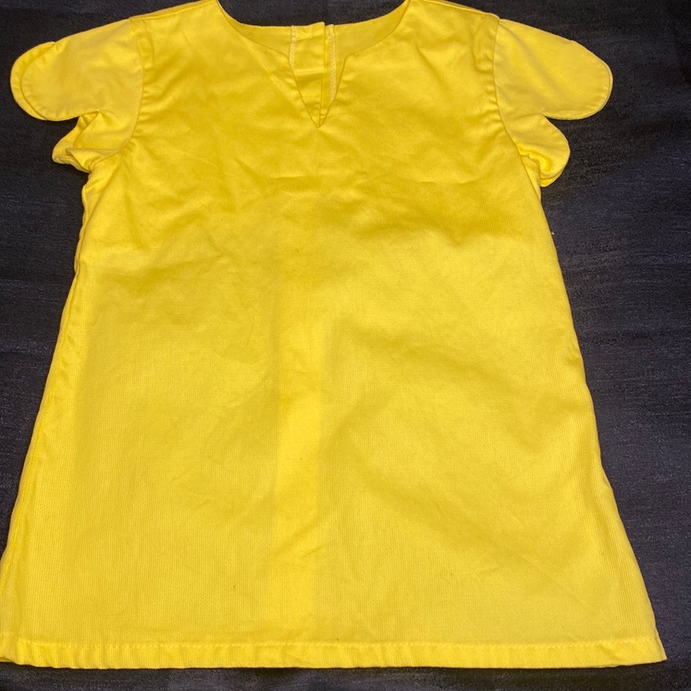 Old fashioned girls yellow dress n shorts outfit